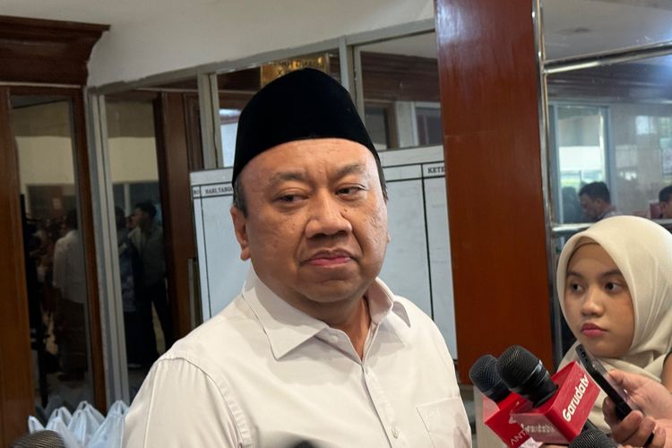 Mendikdasmen Diminta Tegur Sekolah yang Kena Abu Anak Krakatau tapi Tak PJJ