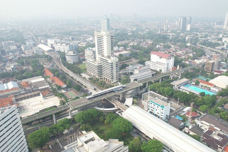 Nilai investasi dari produk persetujuan Kesesuaian Kegiatan Pemanfaatan Ruang (KKPR) yang menjadi kewenangan pusat tembus angka fantastis Rp 357,17 triliun.