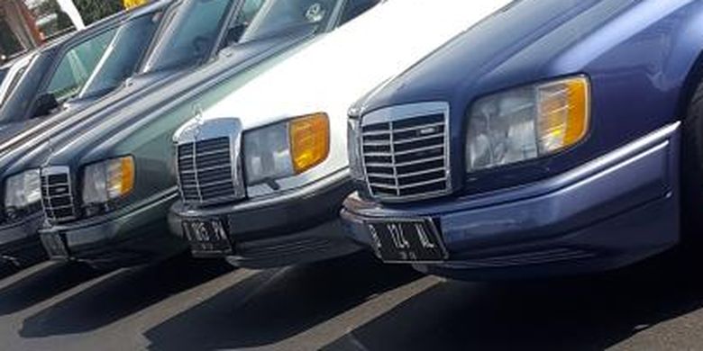 Komunitas W124MBCI berkumpul di Bandung, Jawa Barat.