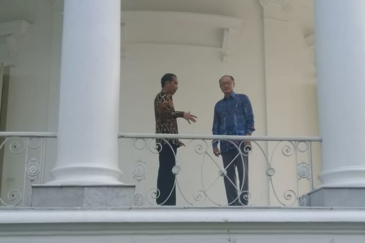 Presiden Jokowi bersama Presiden Bank Dunia Jim Yong Kim di Istana Kepresidenan Bogor, Jawa Barat, Rabu (4/7/2017) pagi.