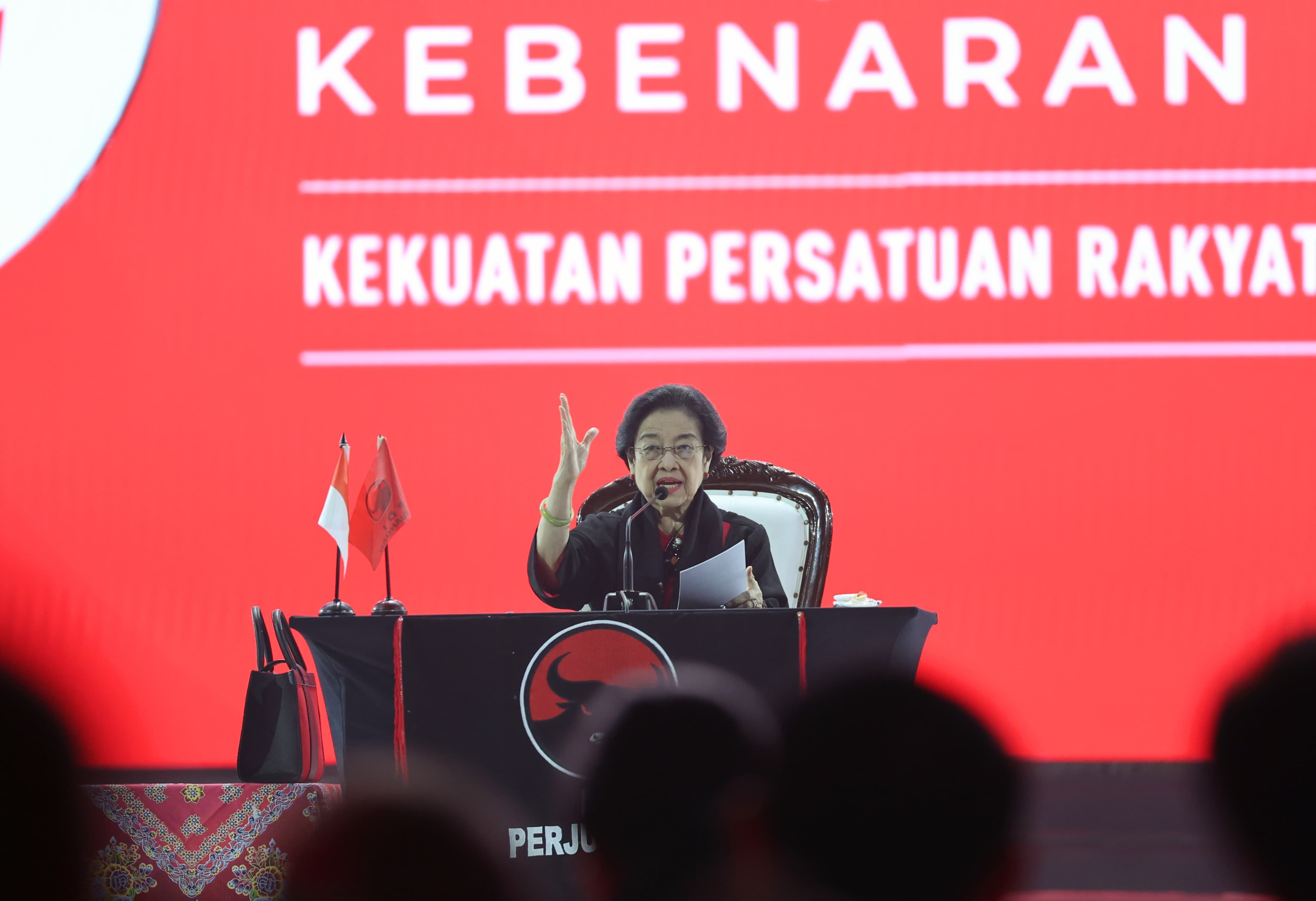 Sindir Polri, Megawati: Kapan Polisi Bisa seperti Pak Hoegeng Lagi?