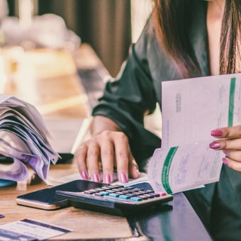 Ilustrasi ibu rumah tangga