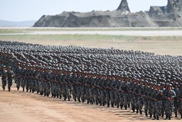 Atlet Usia 7 Tahun Ikut Latihan Militer di China