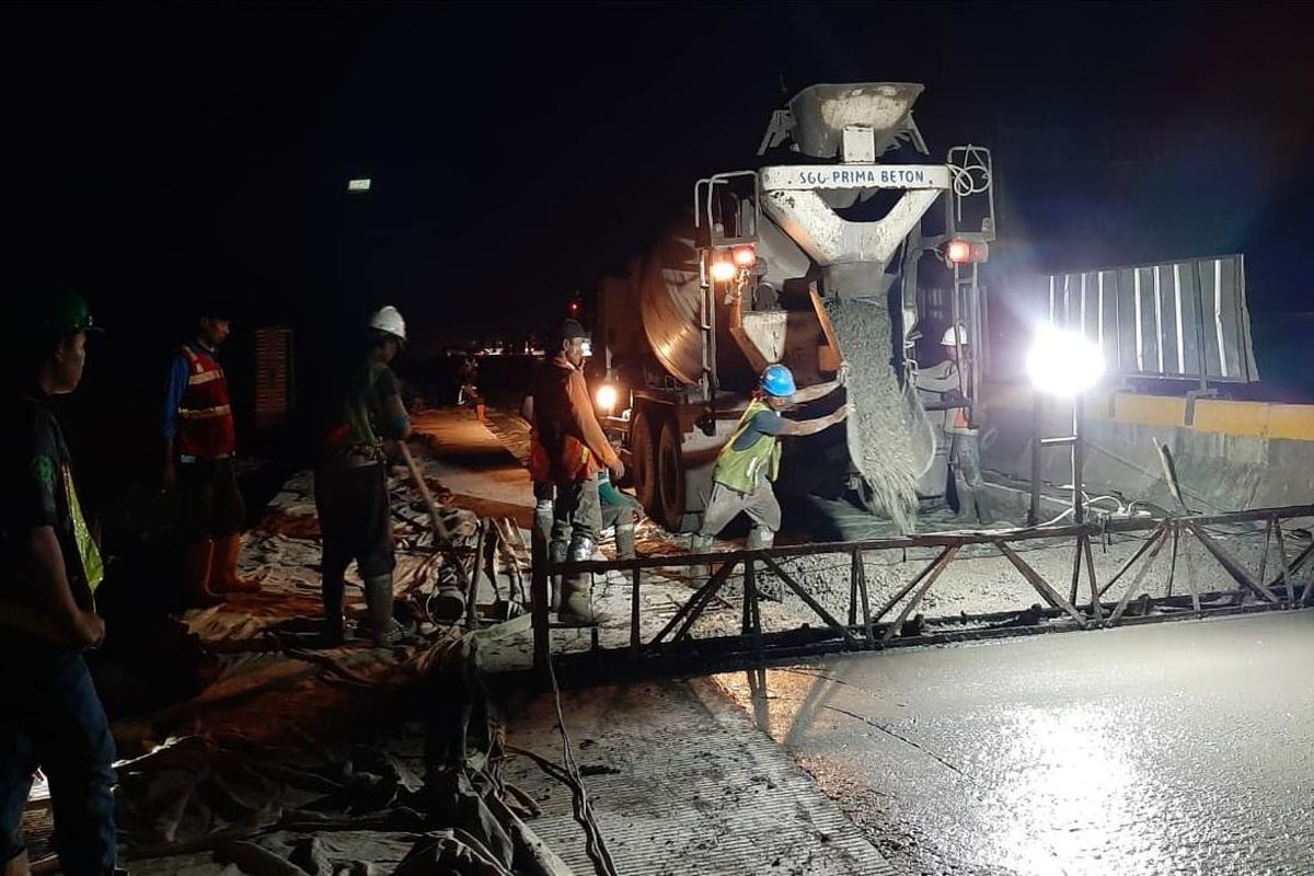 Jasa Marga kembali lakukan rekonstruksi rigid Simpang Susun (SS) Cikunir yang telah memasuki siklus ke-4