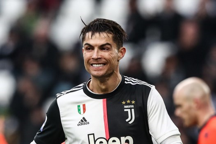 Cristiano Ronaldo saat turun di laga Juventus vs Udinese dalam pertandingan pekan ke-16 Serie A Liga Italia, di Stadion Allianz, Minggu (15/12/2019) 
