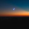 Konjungsi Jupiter-Merkurius dan Mars-Bulan Hiasi Langit Malam Ini, Catat Jamnya!