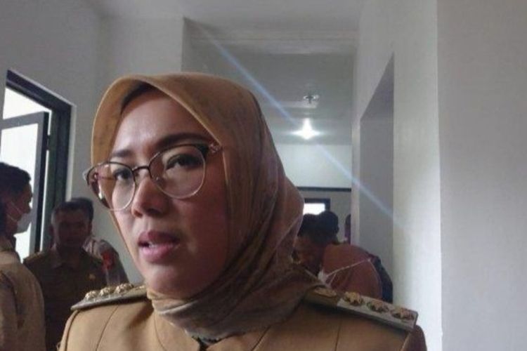 Bupati Purwakarta Anne Ratna Mustika.