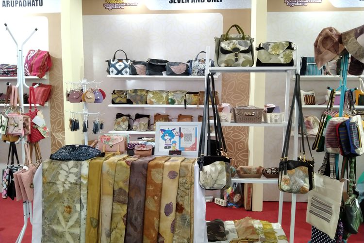 Produk Seven and Only, Sabtu (30/9/2023)