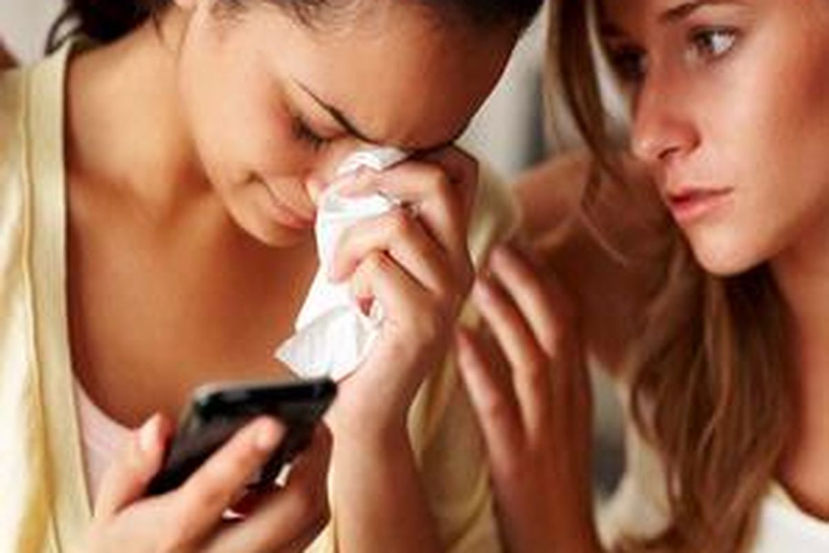 Akan lebih baik hasilnya untuk kelegaan Anda jika saat menangis, Anda memiliki orang yang mengerti. 