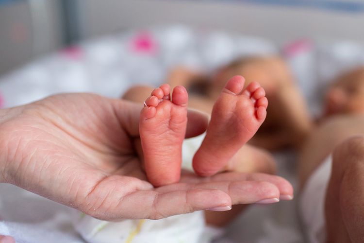 Ilustrasi bayi lahir prematur, penyebab bayi lahir prematur.