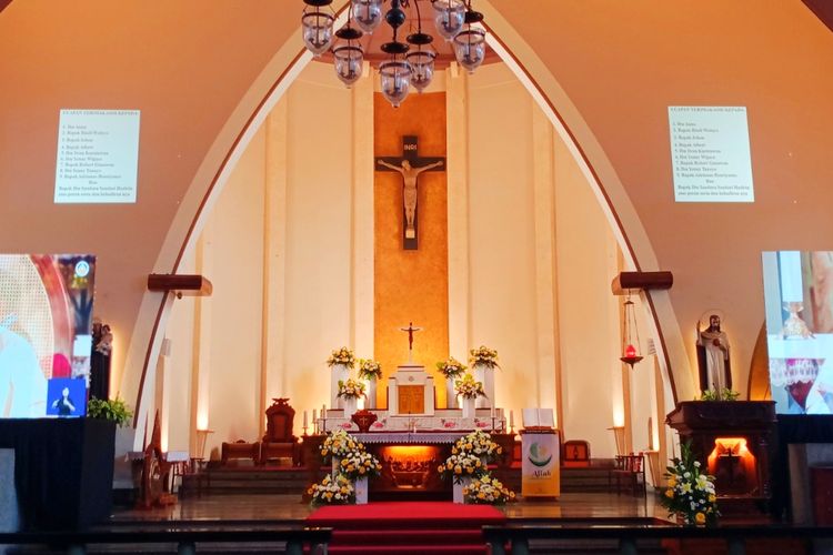 Kondisi di dalam Gereja Katedral Ijen, Kota Malang, Jawa Timur pada Kamis (5/9/2024). 