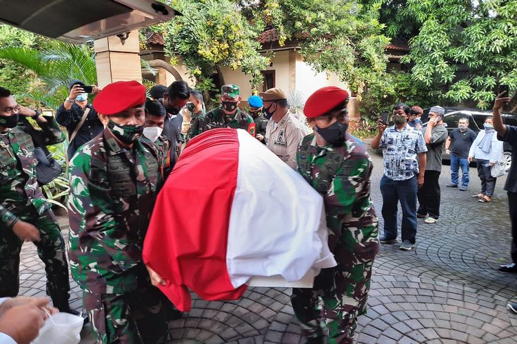 Jenazah Eks KSAD Jenderal (Purn) TNI Wismoyo Arismunandar