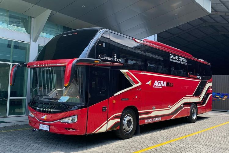 Bus baru PO Agra Mas Pakai Avante Grand Captain