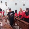 Saat Siswa Kristiani SMAN 10 Purworejo Membersihkan Masjid, sedangkan yang Muslim Bersihkan Gereja