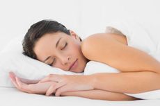 5 Alasan Anda Harus Tidur Tanpa Busana