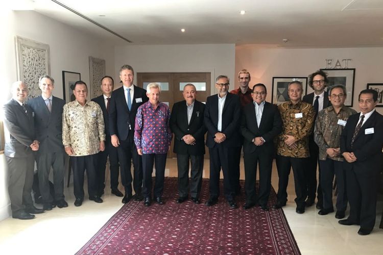 Pemerintah Inggris berkomitmen mendukung Pemerintah Sumatera Selatan dalam membangun power plant dan merestorasi lansekap di Kabupaten Musi Banyuasin. Komitmen itu disampaikan saat lunch meeting di kediaman Duta Besar Inggris untuk Indonesia Moazzam Malik, Rabu (23/8/2017)