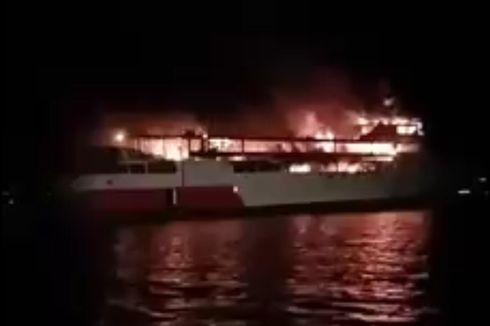 Kapal Cantika Lestari 88 Terbakar di Perairan Sorong, 10 ABK Selamat Usai Lompat ke Laut