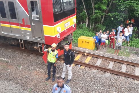 KRL Alami Gangguan di Antara Stasiun Rangkasbitung-Citeras, Penumpang Tertahan Satu Jam