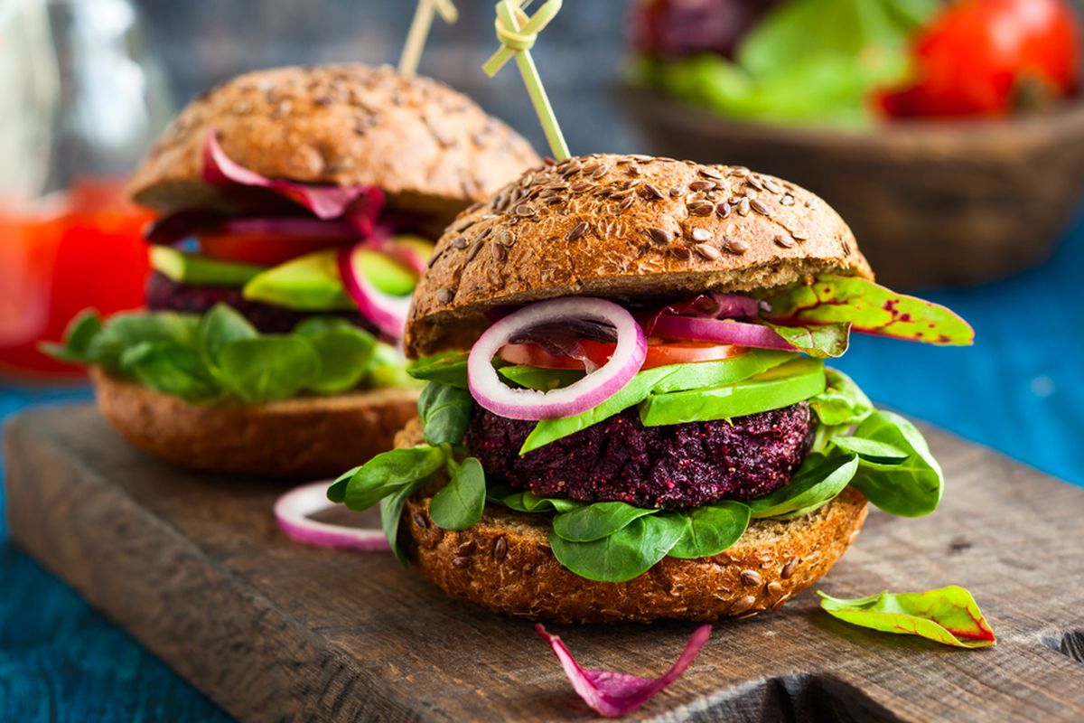 Ilustrasi burger plant based.