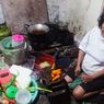 Kisah Marsi, 2 Tahun PKH Anaknya Tak Cair, Pilih Berjualan Gorengan di Bulan Ramadhan demi Menyambung Hidup
