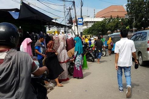 DKI Selidiki Dugaan PNS Terlibat Sewa Lapak di Trotoar Tanah Abang
