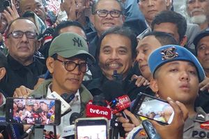 Senyum Semringah Roy Suryo Usai Diperiksa sebagai Tersangka Kasus Ijazah Jokowi