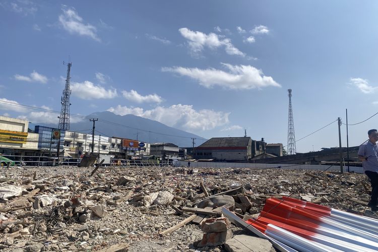 Sempat Jadi Ruko, Lahan di Cicurug Sukabumi Kembali Dikuasai KAI