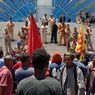 Tolak Penggusuran Lahan Masyarakat Adat Pubabu, Ratusan Warga Demo di Kantor Gubernur NTT