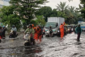 Jakarta Banjir Lagi, Gubernur Singgung Curah Hujan dan Air Laut Jadi Biang Kerok
