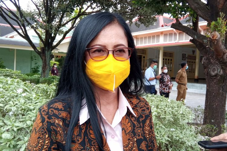 Erlina saat ditemui di Kantor Gubernur DIY, Kompleks Kepatihan, menjelaskan peningkatan angka dispensasi menikah akibat hamil tidak diinginkan, Senin (4/20/2021).