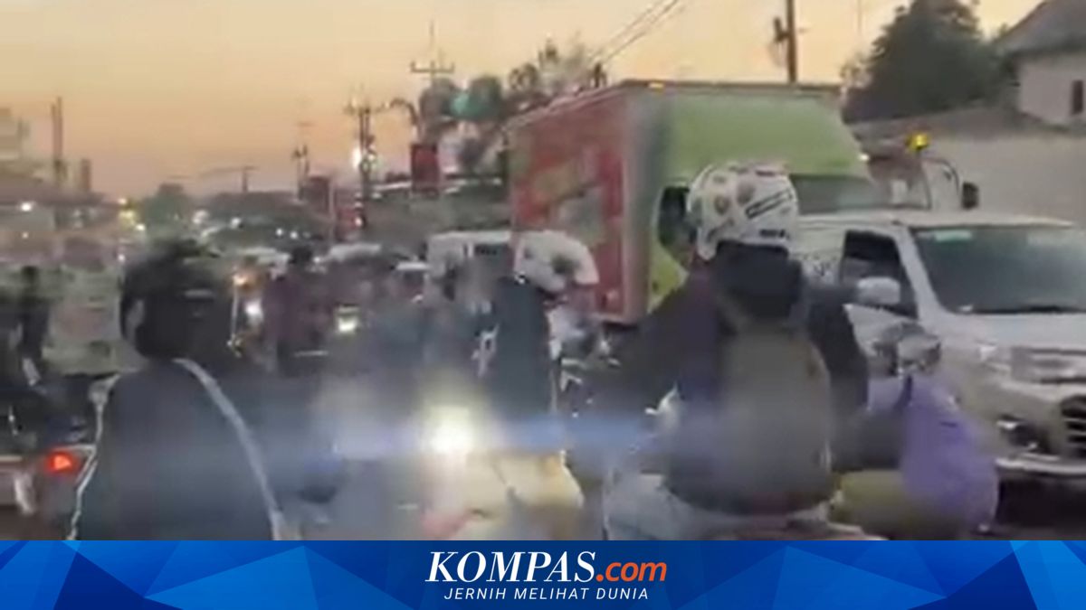Kecelakaan Beruntun di Tasikmalaya: Fortuner Dikendarai Pemuda 17 Tahun Sebabkan Tabrakan 6 Kendaraan