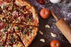 Yuk Belajar Bikin Pizza Teflon ala Koki Hotel di Instagram @kompas.travel