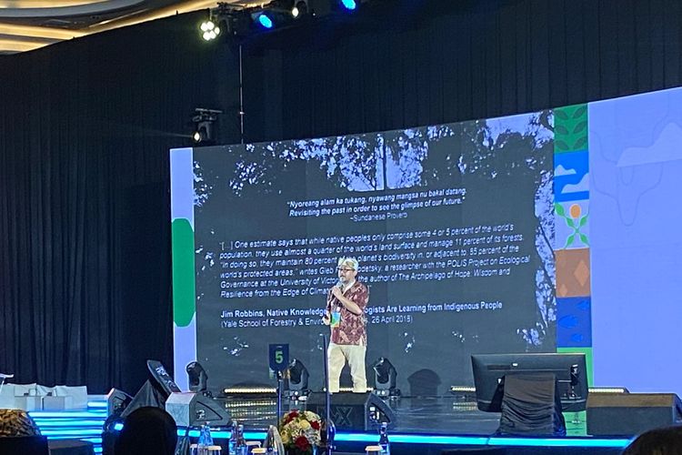 Direktur Common Room Network Foundation, Gustaff Harriman Iskandar, dalam Lestari Summit 2025. 