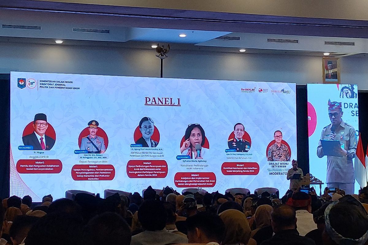 Bupati Maluku Barat Daya (MBD) Benyamin Thomas Noach dalam agenda Rapat Koordinasi Nasional (Rakornas) Bidang Ketahanan Ekonomi, Sosial dan Budaya di Hotel Claro, Kota Kendari, Sulawesi Tenggara (Sultra), Selasa (11/4/2023).
