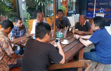 Manajemen Persegres Inginkan Sanusi Rahman Jadi Suksesor Pudji Handoko
