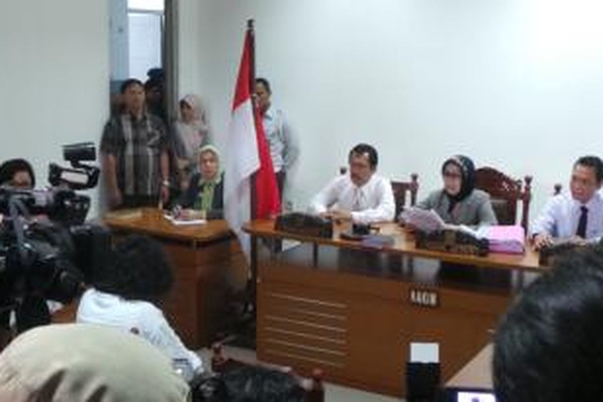 AQJ alias Dul di sidang vonis di PN Jaktim. Rabu (16/7/2014).