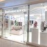 Mengintip Isi Toko Buttonscarves di Malaysia yang Berinterior Modern