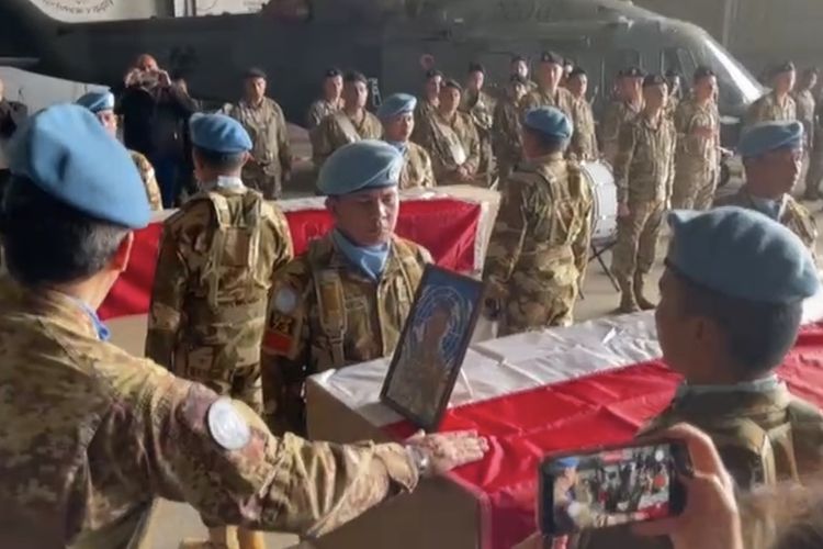 UNIFIL Gelar Upacara Penghormatan Terakhir untuk 3 Prajurit TNI yang Gugur di Lebanon