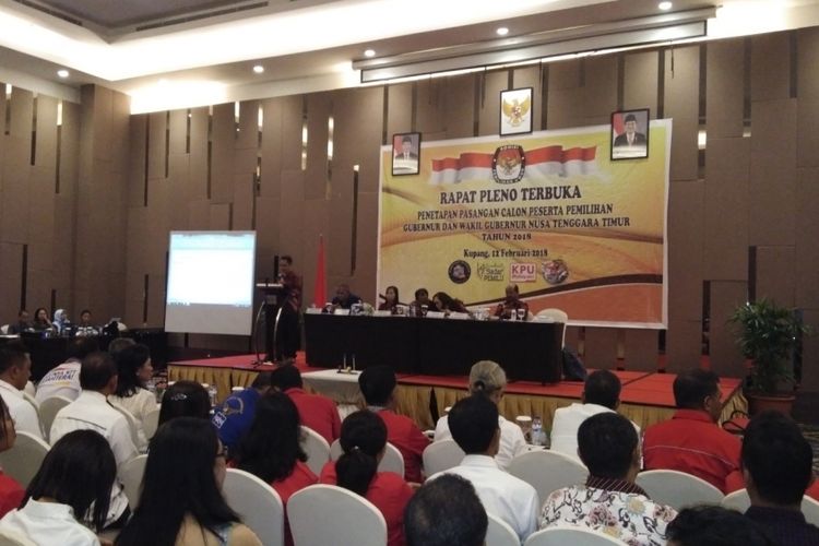 Suasana rapat pleno terbuka penetapan pasangan calon peserta pemilihan gubeenur dan wakil gubernur Nusa Tenggara Timur Tahun 2018