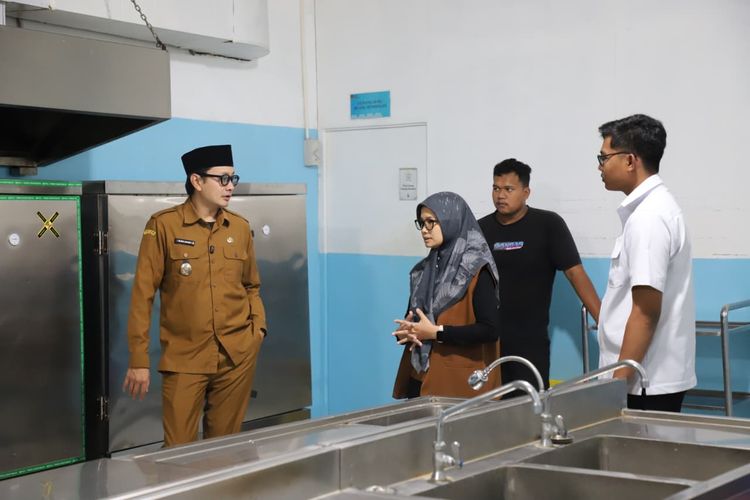 Cerita Satu Keluarga Diduga Terdampak MBG, Dua Anak Alami Diare hingga Ibu Mulas