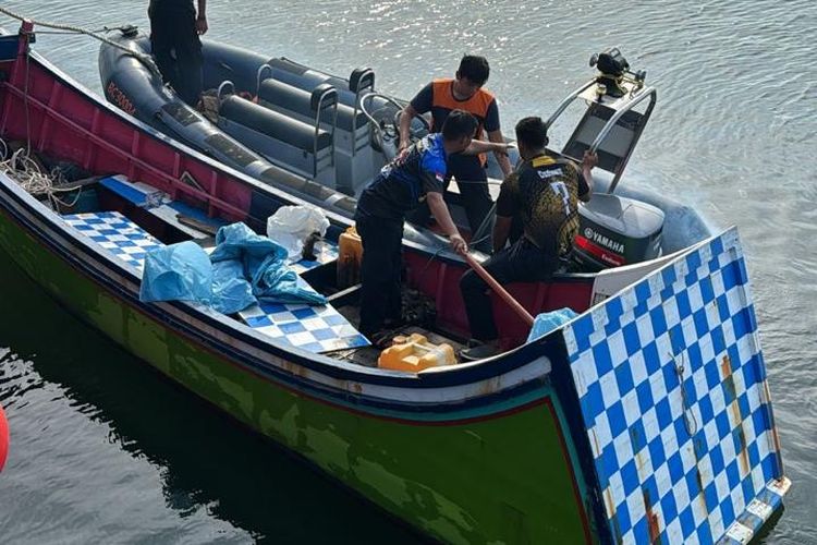 Badan Reserse Kriminal (Bareskrim) Polri menggagalkan penyelundupan 19 kilogram sabu dari Malaysia. Penangkapan itu dilakukan di Laut Aceh Timur, pada Kamis (4/4/2024).