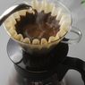 11 Kegunaan Filter Kopi Selain untuk Membuat Kopi, Atasi Bau hingga Kompres