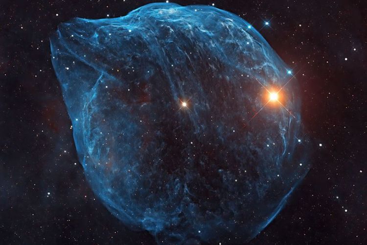 Foto yang diberi judul Nebula Kepala Lumba-Lumba, karya Yovin Yahathugoda.