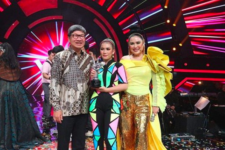 Vionita Sihombing keluar sebagai pemenang ajang The Voice Indonesia 2019.
