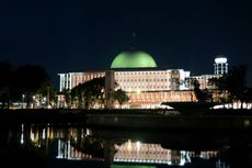 Masjid Istiqlal, Dirancang Penganut Protestan dan Dijaga Umat Katolik