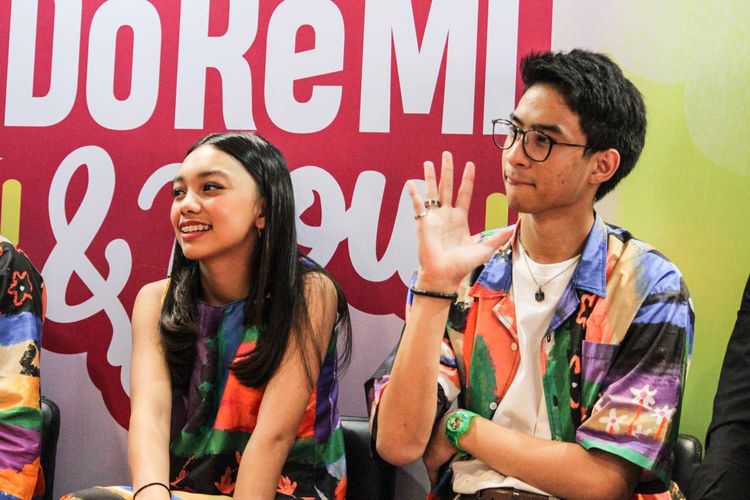 Naura dan Devano menghadiri launching DVD             Doremi & You  di KFC Tugu Tani, Jakarta, Minggu (26/1/2020).  DVD        Doremi & You sudah bisa di dapatkan di seluruh gerai KFC Indonesia sejak Bulan Desember 2019.