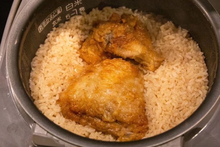 Viral di Jepang, Masak Beras Pakai Ayam KFC