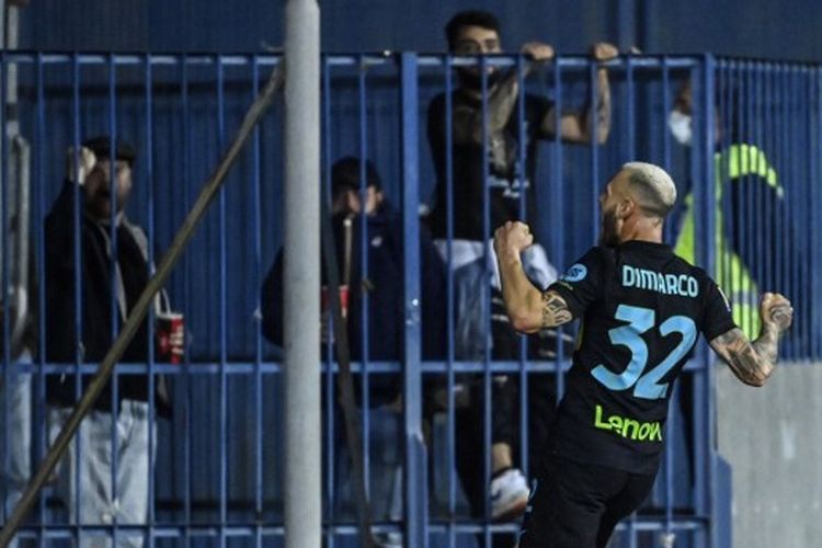 Selebrasi bek Inter Milan', Federico Dimarco, setelah mencetak gol dalam pertandingan Serie A melawan Empoli pada Rabu (27/10/2021) atau Kamis dini hari WIB.  