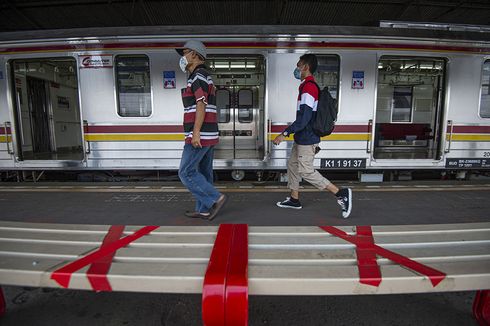 Stasiun Rangkasbitung Terapkan KMT, Penumpang Transit KA Lokal Jangan Lupa Tap In