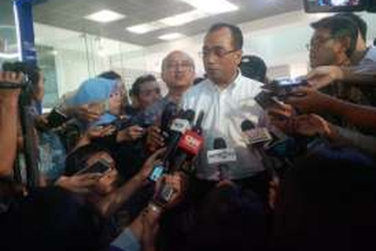 Menteri Perhubungan Budi Karya Sumadi, di Terminal 3 Bandara Soerkarno-Hatta, Tangerang, (15/8)